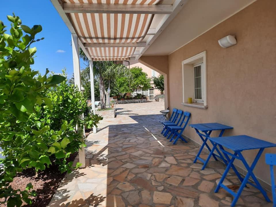 Anthos Casa Vacanze Sant'Omero Exterior photo