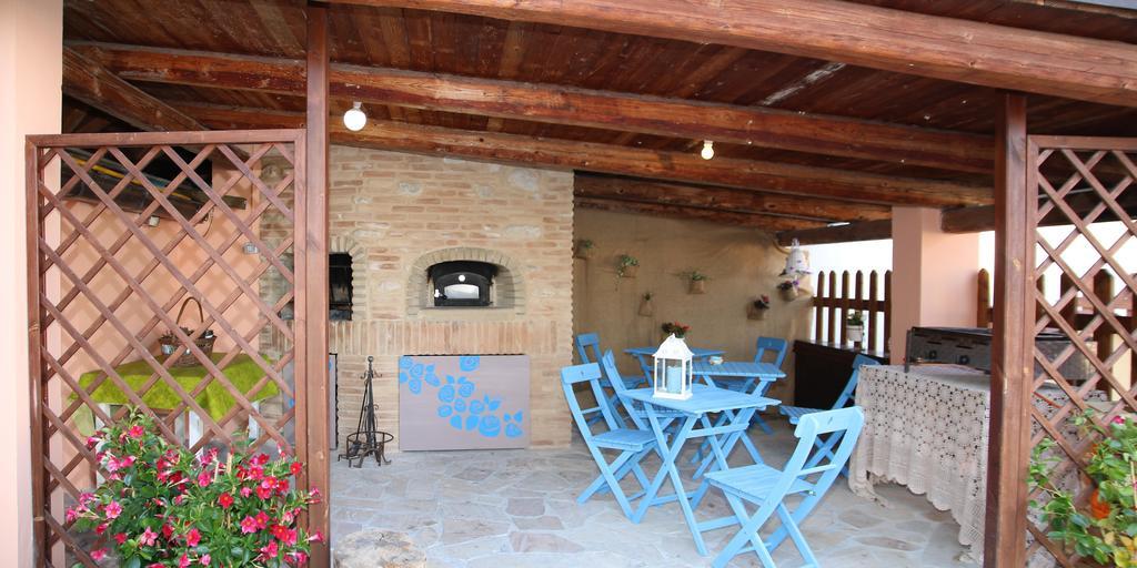 Anthos Casa Vacanze Sant'Omero Room photo