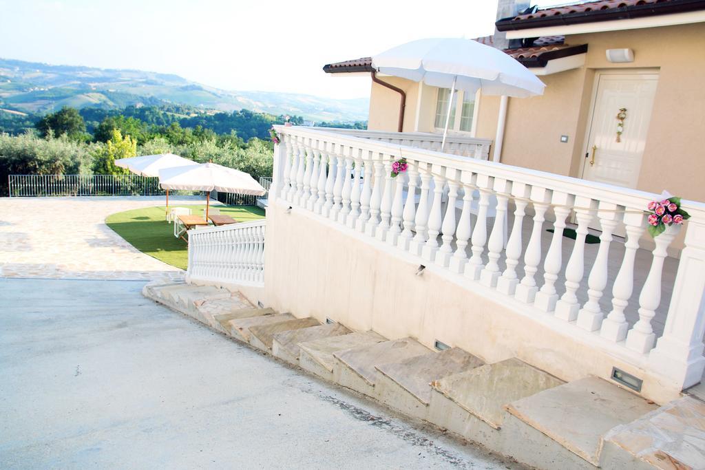 Anthos Casa Vacanze Sant'Omero Exterior photo